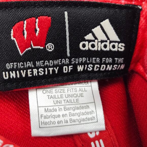 Wisconsin Badgers Adidas Snapback Hat Red Official Sideline NCAA Cap - Picture 6 of 8